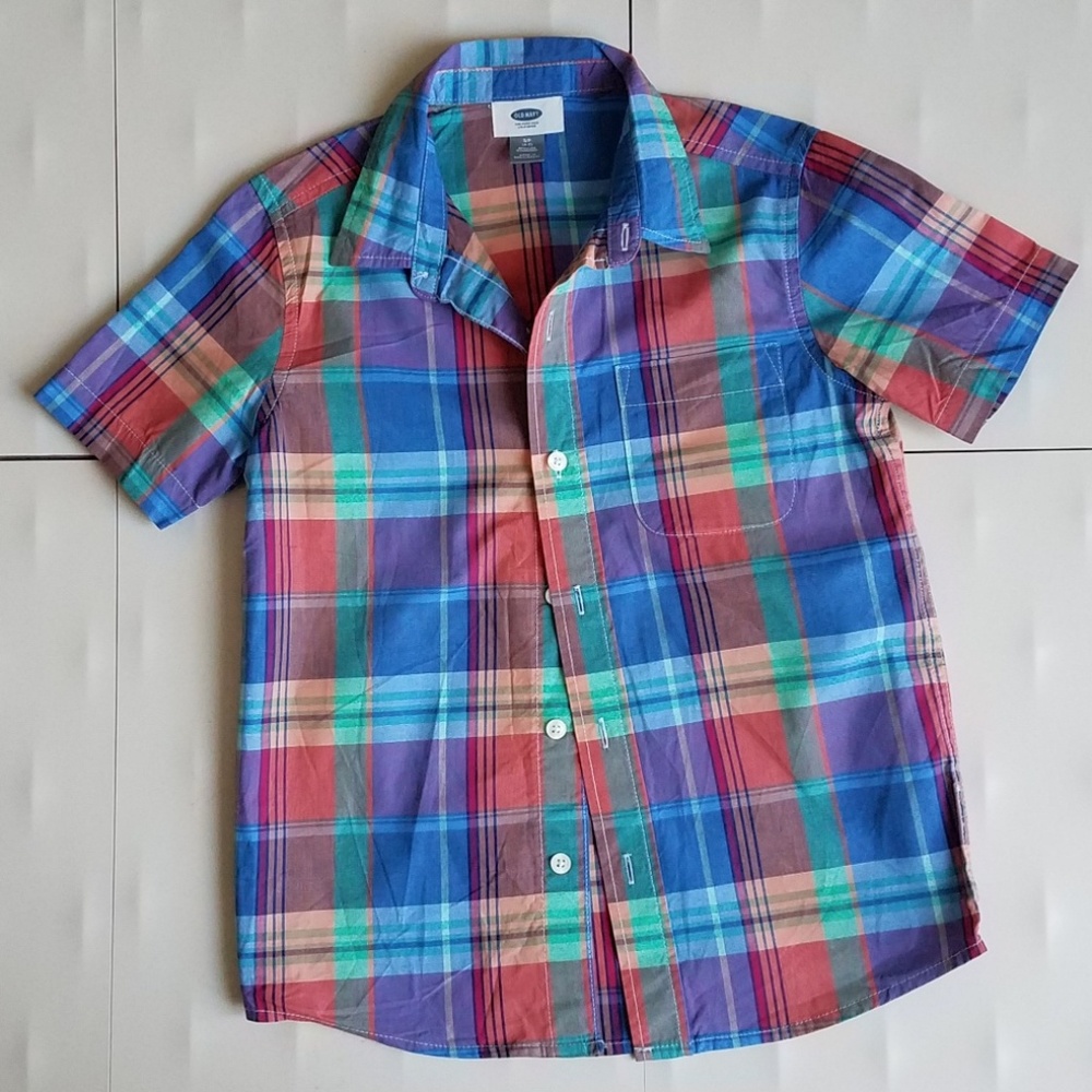 🔴Bundle 2 items for $15🔴 Shirt